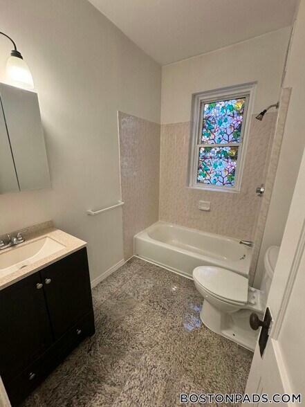 Building Photo - 1189 Commonwealth Ave