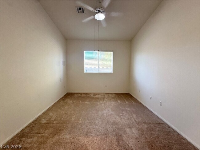 Building Photo - 7998 Half Moon Point Dr