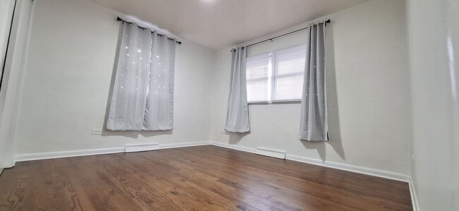 Building Photo - 539 Dawes St