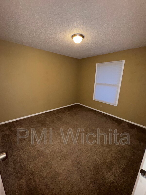 Building Photo - 6832 W Par Ln