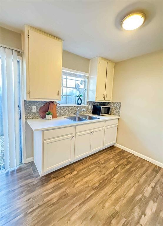 Building Photo - 1010 N Meadows Dr