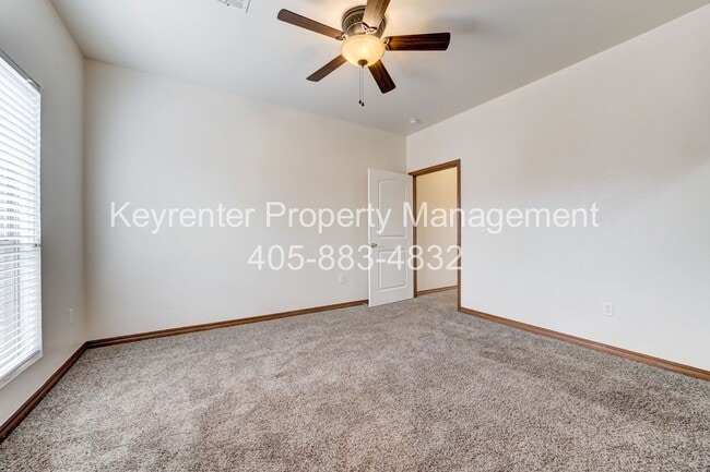 Building Photo - !!50 Percent off your 1st Months Rent!! Spacious 1BD/1BTH Apartment with a Private Balcony in the...