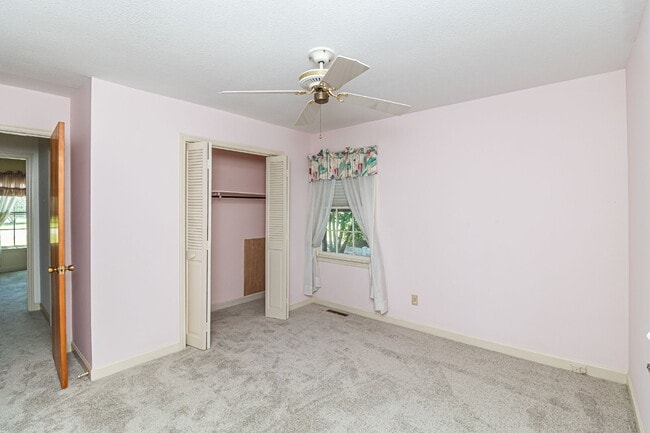 Building Photo - SPACIOUS Brick Home in Goldsboro (Wayne Memorial Drive area)