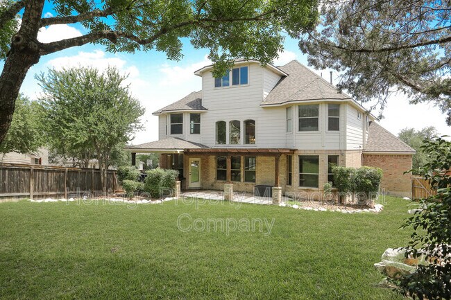 Building Photo - 611 Oxalis
