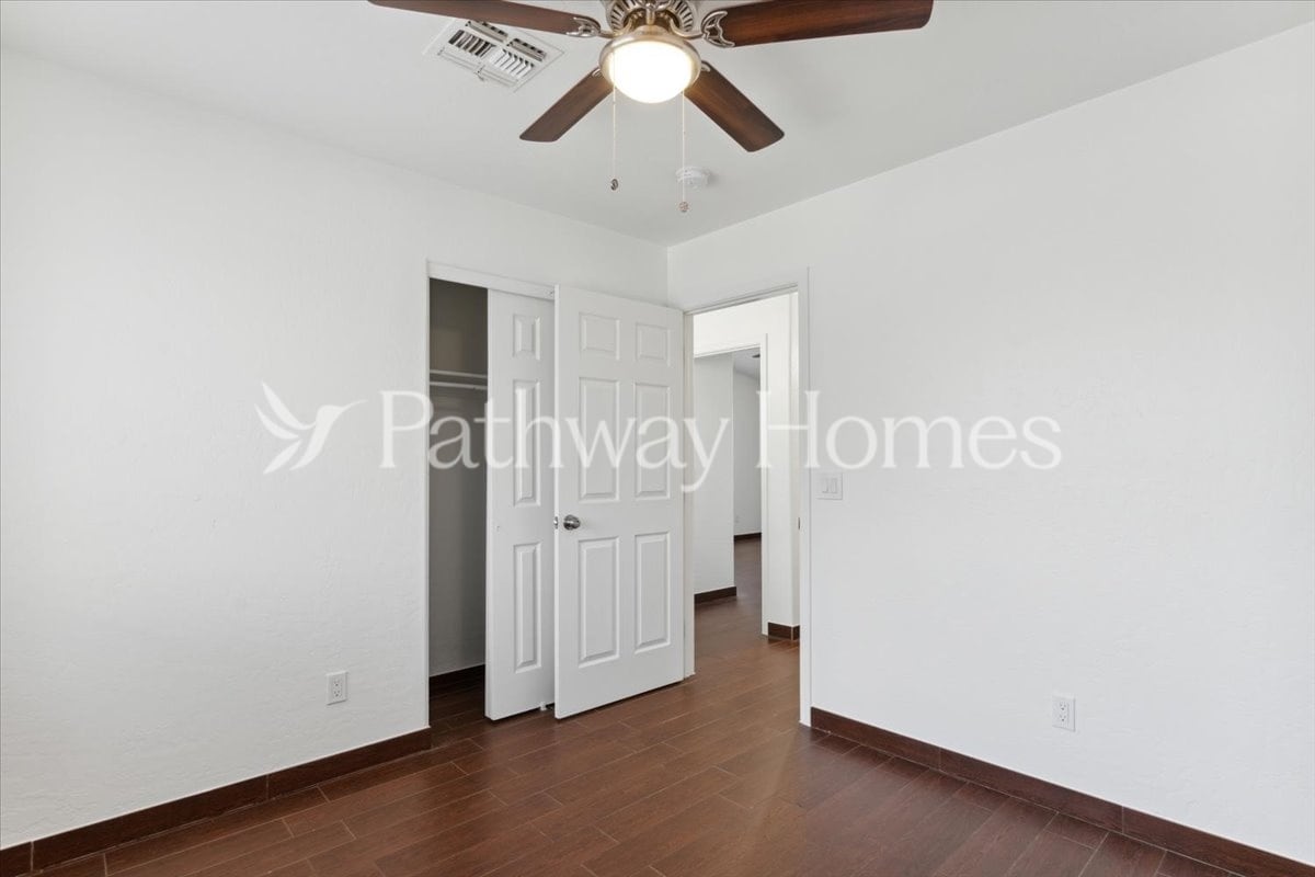 Building Photo - 774 S Ocotillo Dr