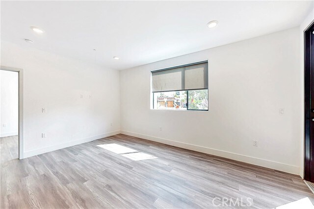 Building Photo - 1482 S Sherbourne Dr