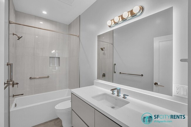 Building Photo - Sunnyside: Newly Renovated Single Family H...