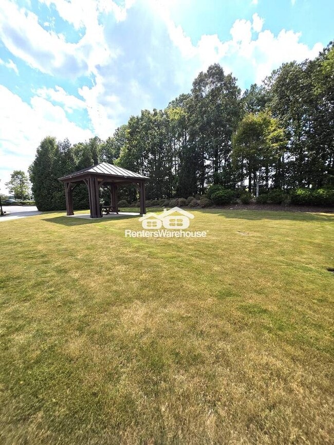 Building Photo - Beautiful 3-bedroom townhome in North Rale...
