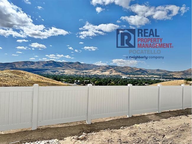 Building Photo - Brand New 3 Bedroom 2.5 Bath Townhome - Small dog allowed