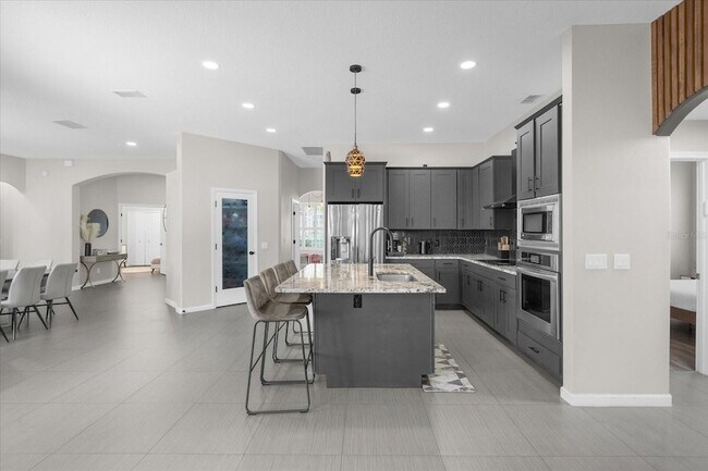 Building Photo - 10175 Cove Lake Dr