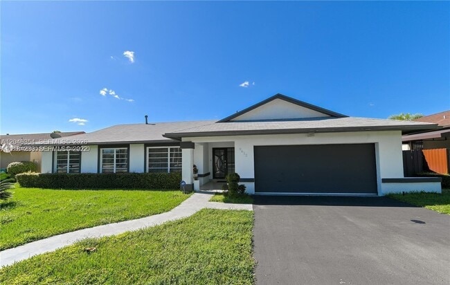 Building Photo - 9612 SW 117th Ave