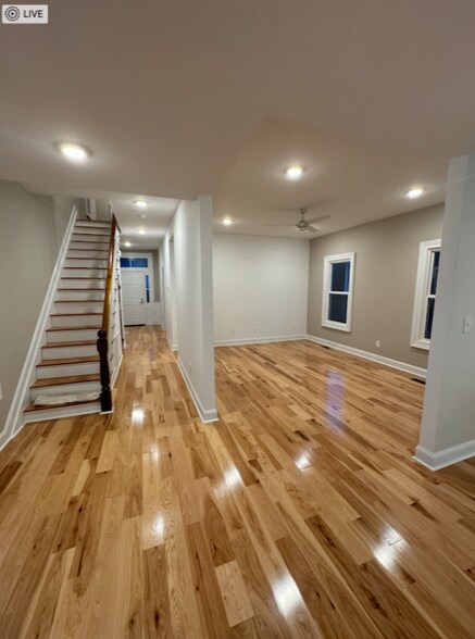 Building Photo - 147 Linden Ave