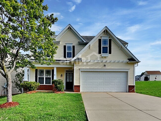 Primary Photo - 209 Haywood Ln