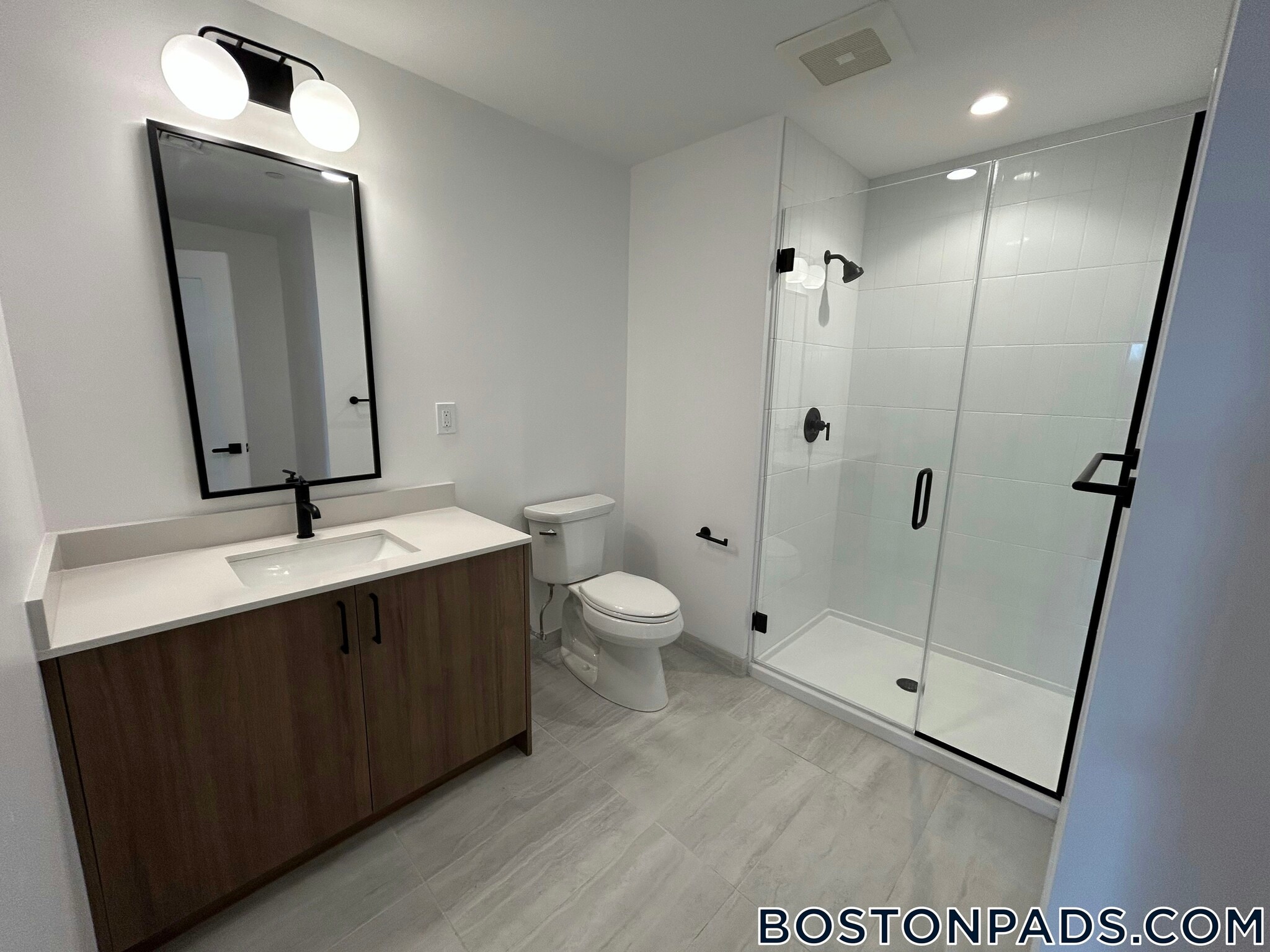 Building Photo - 199 Gardner St