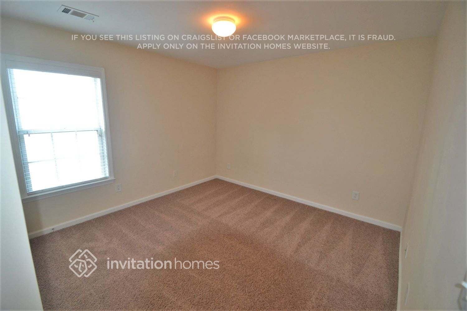 Building Photo - 544 Watercress Dr