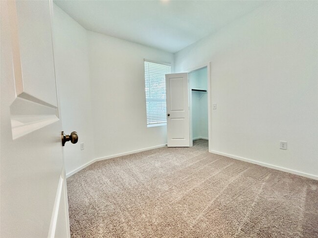 Building Photo - 25323 Merino Ct