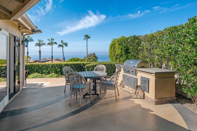 Building Photo - 6404 Avenida Wilfredo