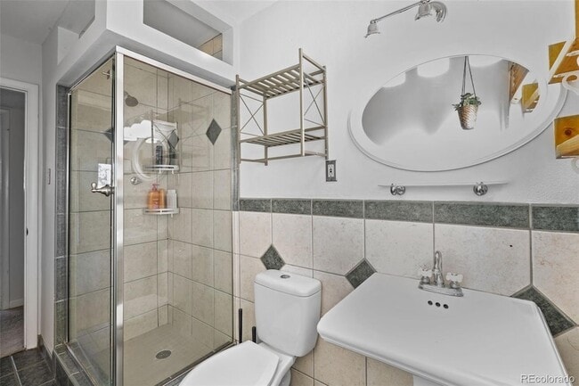 Building Photo - 1438 Laurette Dr