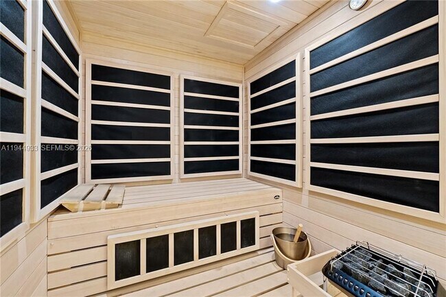 Building Photo - 701 N Fort Lauderdale Beach Blvd