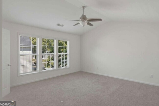 Building Photo - 3525 Moor Pointe Dr