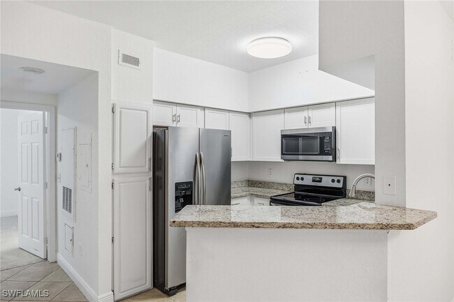 Building Photo - 23580 Walden Center Dr