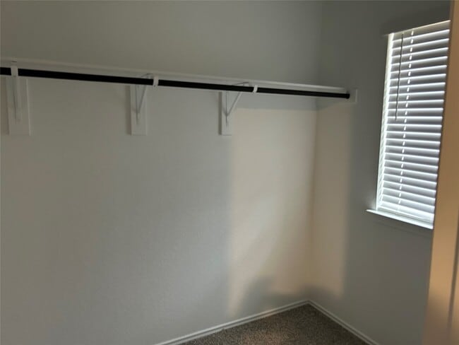 Building Photo - 40434 Gdn Hts Ln