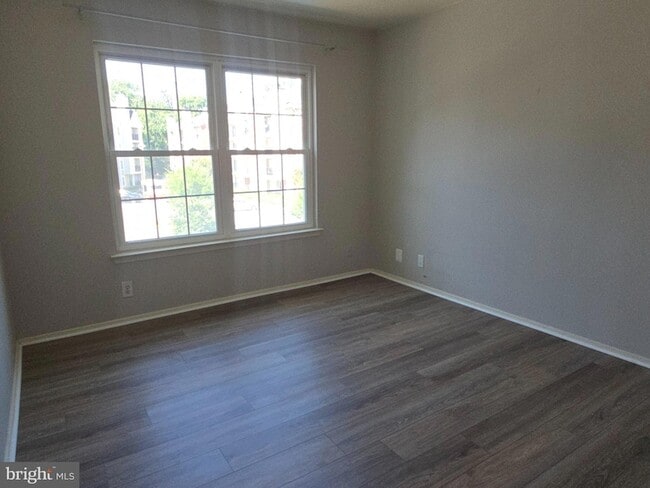 Building Photo - 3306 Wyndham Cir