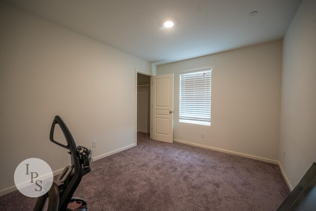 Building Photo - Sanger 2-Story Home, SOLAR!!!  4BR/2.5BA, ...
