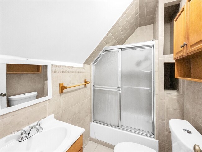 Building Photo - 1 Belmore Terrace