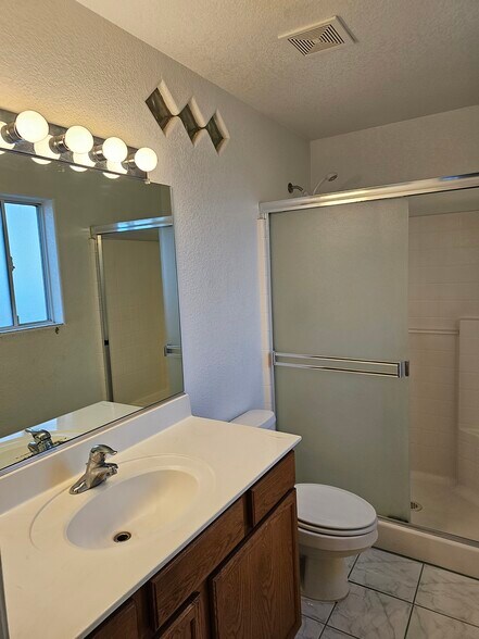 Building Photo - 3035 Kiowa Blvd N