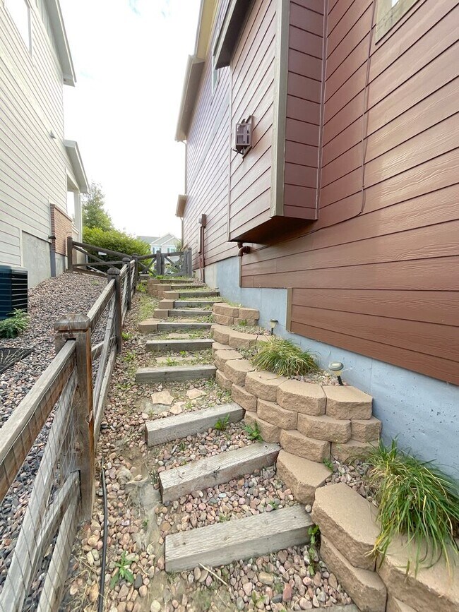 Building Photo - 6652 Maple Stone Ln