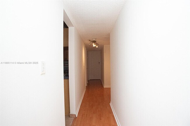 Building Photo - 13700 SW 62nd St
