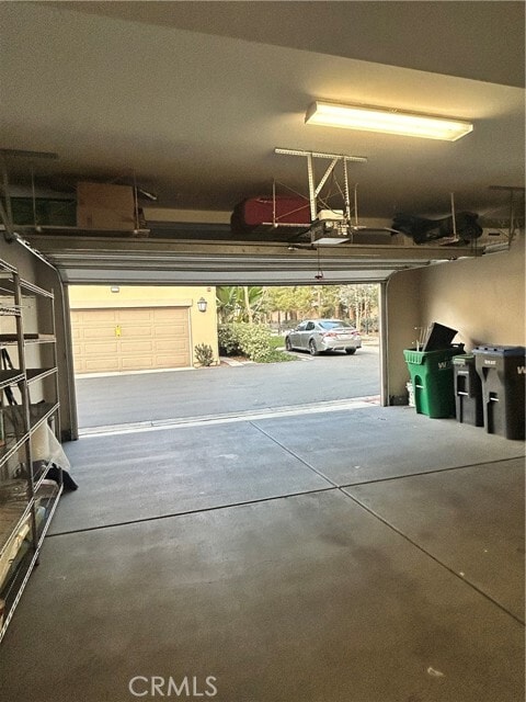 Building Photo - 84 Hedge Bloom