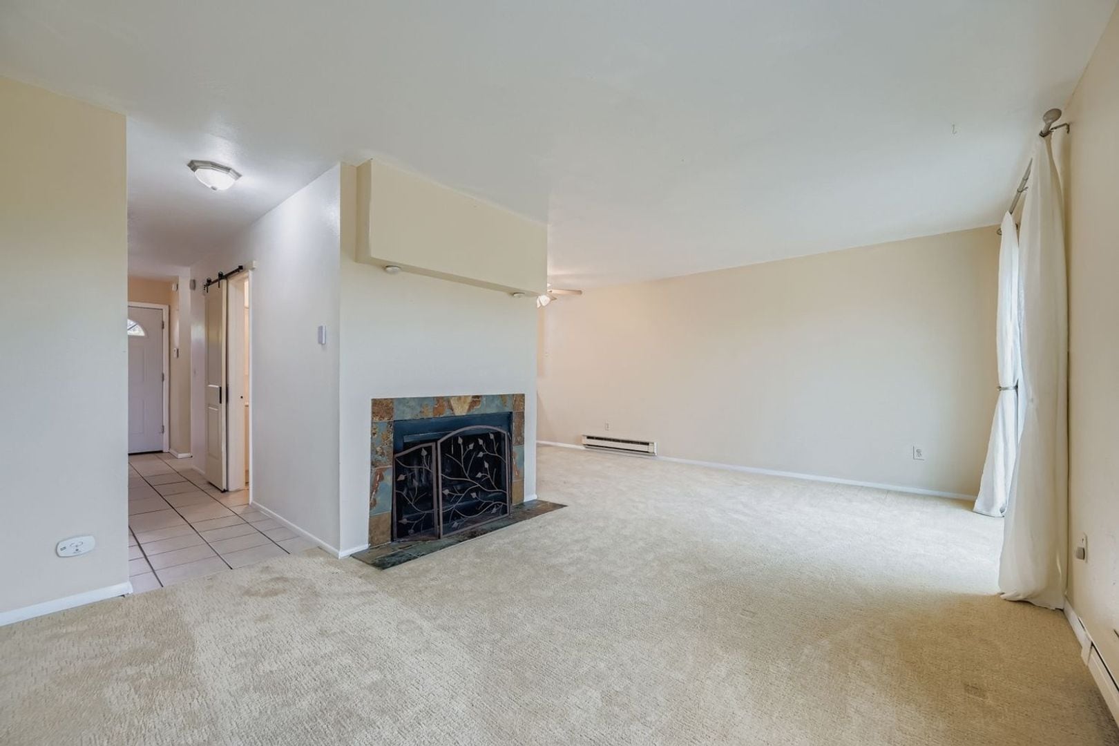 Building Photo - 1858 Centaur Cir