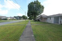 Building Photo - 6573 S Briar Bayou Dr