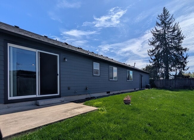 Building Photo - Beautiful 3-Bedroom, 2-Bath Home in Springfield!