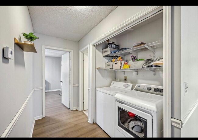 Building Photo - 1841 Sundancer Ln