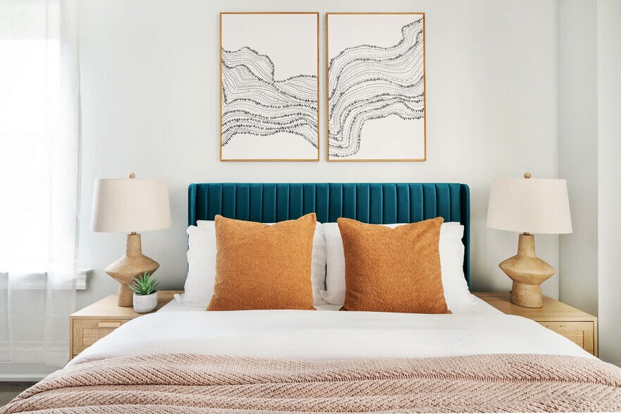 Building Photo - 234 W 73rd St