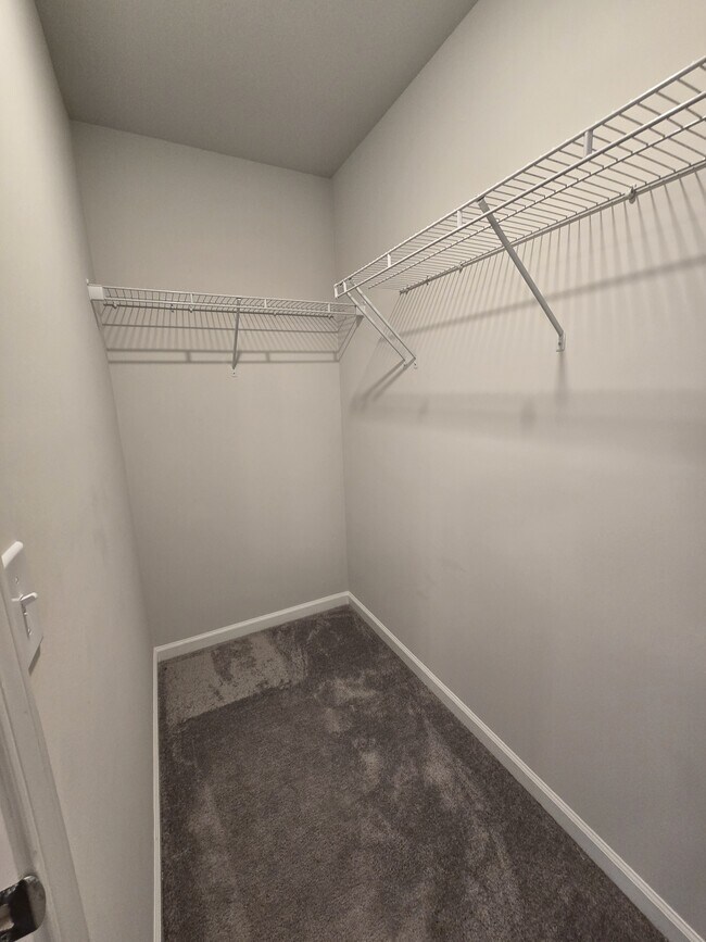 Building Photo - 6309 Truxton Ln