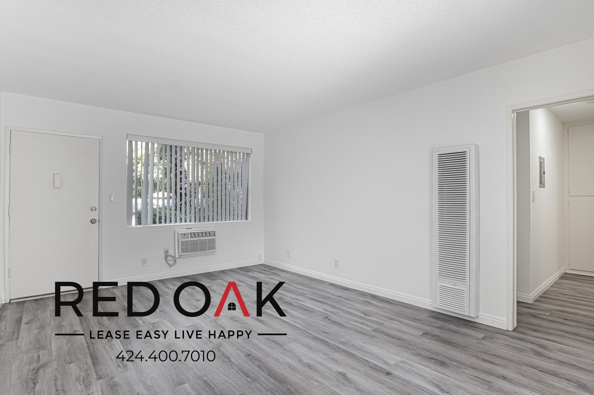 Building Photo - 12737 Moorpark St