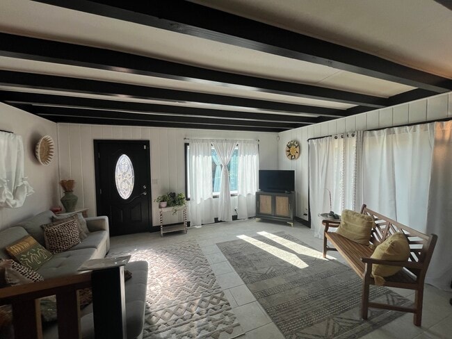 Building Photo - 1207 Riverbreeze Blvd