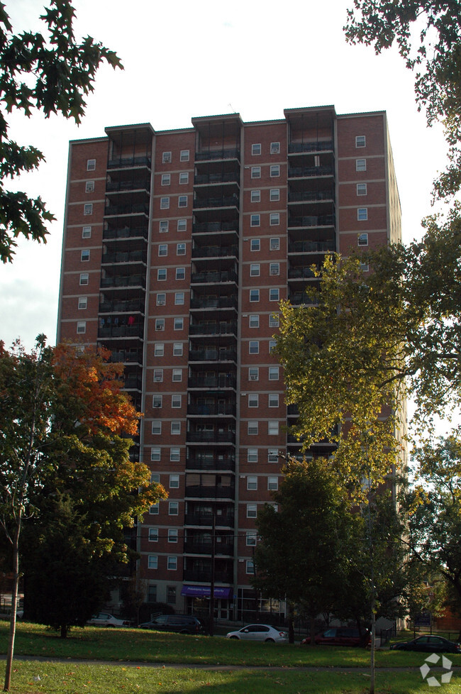 Building Photo - Fairhill Apartments