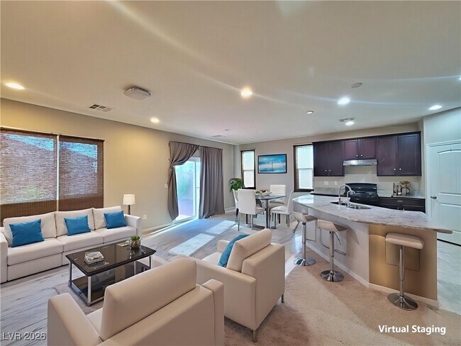 Building Photo - 5652 Redwood St