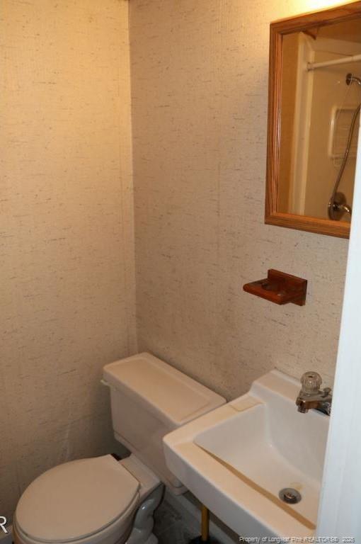 Building Photo - 1003 James St