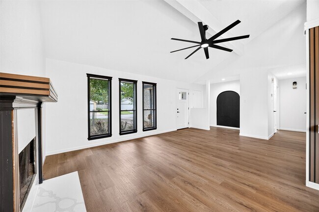 Building Photo - 22106 Westland Creek Dr
