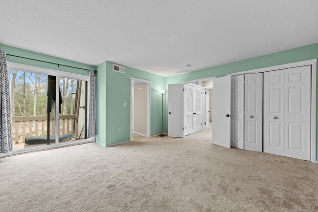 Building Photo - 50 Mallard Dr