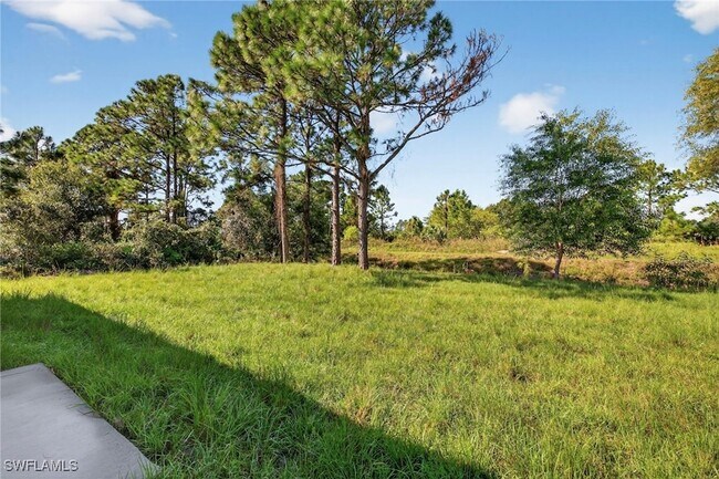 Building Photo - 366 Butler Ave S