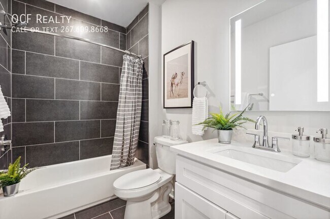 Building Photo - Modern Grays Ferry Apartment