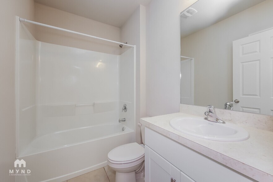 Building Photo - 5333 Shell Mound Cir