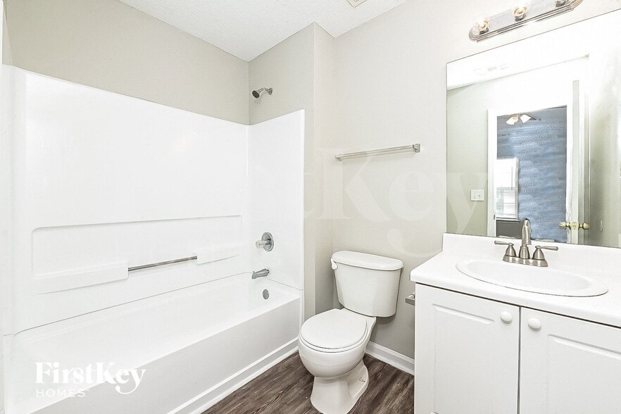 Building Photo - 136 Watercress Ct